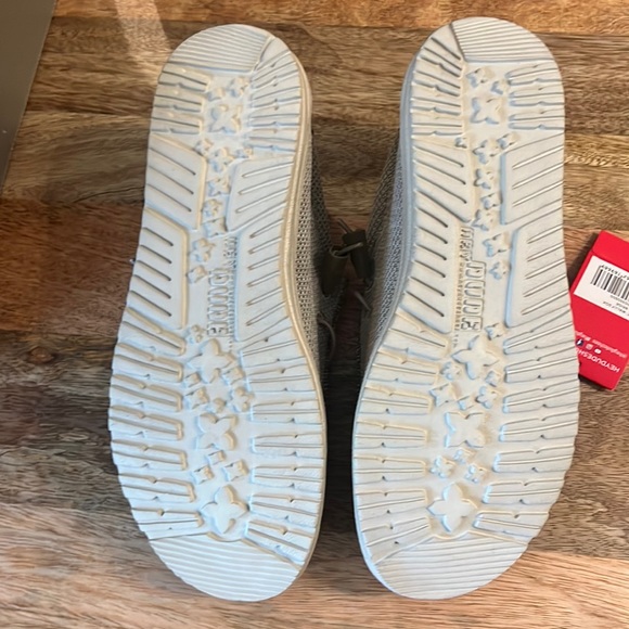 Brand new never worn hey dude wally Sox Beige - Picture 2 of 6